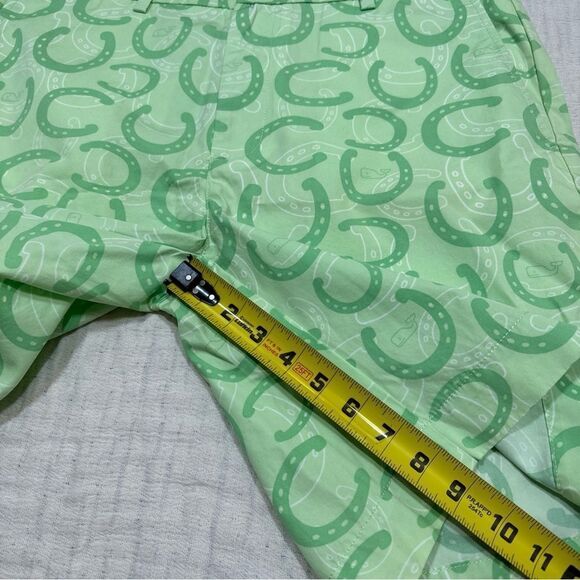 Vineyard Vines Kentucky Derby Breaker Shorts Green Lucky Horseshoe Men's Size 35 - Picture 2 of 9